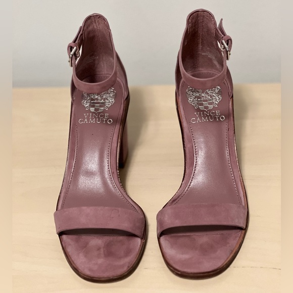 Vince Camuto Kreestey Ankle Strap Sandal - 5.5 M - ROSE SMOKE SUEDE - Picture 7 of 10